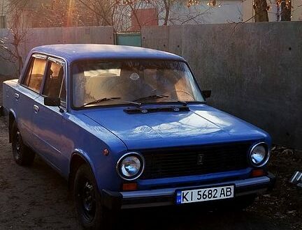 ВАЗ 2101 1975 в Буче на Automoto.ua Синий ВАЗ 2101, объемом двигателя 1.2 л и пробегом 0 тыс. км за 840 $, фото 1 на Automoto.ua