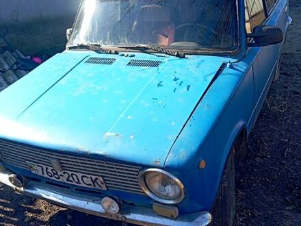 ВАЗ 2101 1975 в Полтаве на Automoto.ua Синий ВАЗ 2101, объемом двигателя 16 л и пробегом 0 тыс. км за 339 $, фото 1 на Automoto.ua