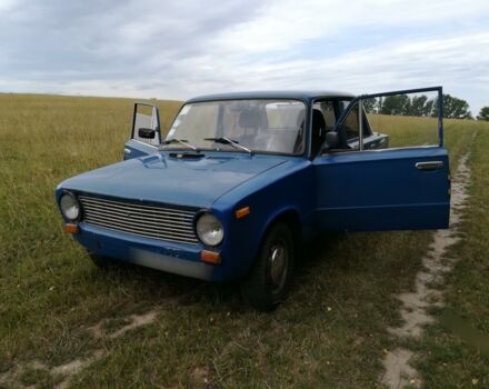 Синий ВАЗ 2101, объемом двигателя 1.2 л и пробегом 665 тыс. км за 12 $, фото 1 на Automoto.ua