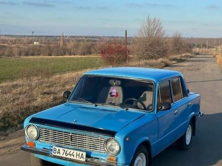 ВАЗ 2101 1976 у Кропивницькому (Кіровограді) на Automoto.ua Синій ВАЗ 2101, об'ємом двигуна 1.3 л та пробігом 81 тис. км за 799 $, фото 1 на Automoto.ua