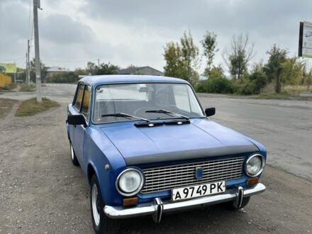 ВАЗ 2101 1976 у Смеле на Automoto.ua Синій ВАЗ 2101, об'ємом двигуна 1.3 л та пробігом 100 тис. км за 324 $, фото 1 на Automoto.ua