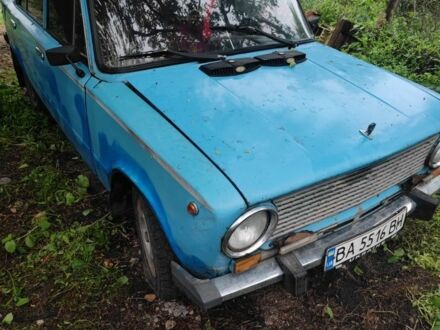 ВАЗ 2101 1978 у Кропивницькому (Кіровограді) на Automoto.ua Синій ВАЗ 2101, об'ємом двигуна 1.3 л та пробігом 52 тис. км за 16000 $, фото 1 на Automoto.ua