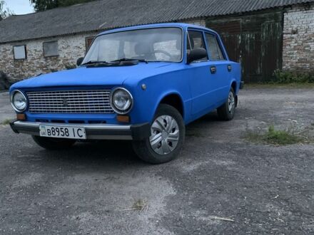 ВАЗ 2101 1980 у Остоге на Automoto.ua Синій ВАЗ 2101, об'ємом двигуна 1.3 л та пробігом 89 тис. км за 850 $, фото 1 на Automoto.ua