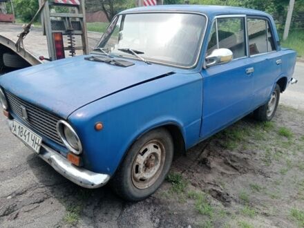 ВАЗ 2101 1982 у Корюковке на Automoto.ua Синій ВАЗ 2101, об'ємом двигуна 1.2 л та пробігом 1000 тис. км за 250 $, фото 1 на Automoto.ua