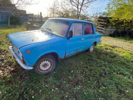 Синий ВАЗ 2101, объемом двигателя 0 л и пробегом 200 тыс. км за 200 $, фото 1 на Automoto.ua