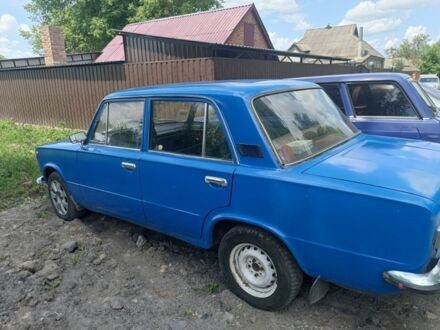 ВАЗ 2101 1982 в Ахтырке на Automoto.ua Синий ВАЗ 2101, объемом двигателя 0 л и пробегом 150 тыс. км за 350 $, фото 1 на Automoto.ua