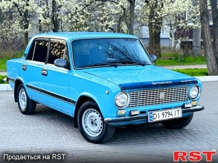 ВАЗ 2101 1982 у Новомосковске на Automoto.ua Синій ВАЗ 2101, об'ємом двигуна 1.2 л та пробігом 200 тис. км за 1100 $, фото 1 на Automoto.ua