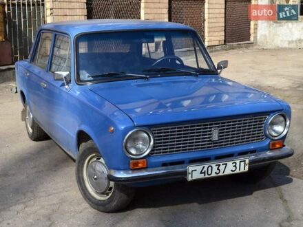 ВАЗ 2101 1985 у Василькове на Automoto.ua Синій ВАЗ 2101, об'ємом двигуна 1.2 л та пробігом 137 тис. км за 2000 $, фото 1 на Automoto.ua