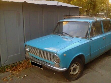ВАЗ 2101 1985 у Києві на Automoto.ua Синій ВАЗ 2101, об'ємом двигуна 1.2 л та пробігом 300 тис. км за 291 $, фото 1 на Automoto.ua