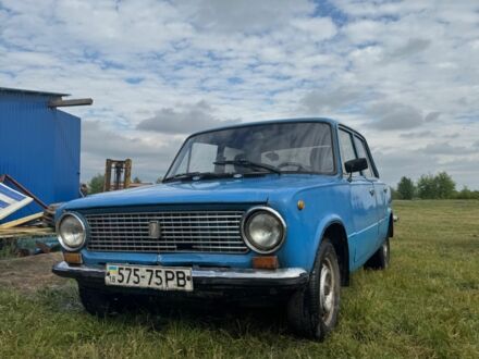 ВАЗ 2101 1985 у Камінь-Каширський на Automoto.ua Синій ВАЗ 2101, об'ємом двигуна 1.2 л та пробігом 81 тис. км за 242 $, фото 1 на Automoto.ua