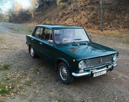 Зеленый ВАЗ 2101, объемом двигателя 1 л и пробегом 150 тыс. км за 572 $, фото 5 на Automoto.ua