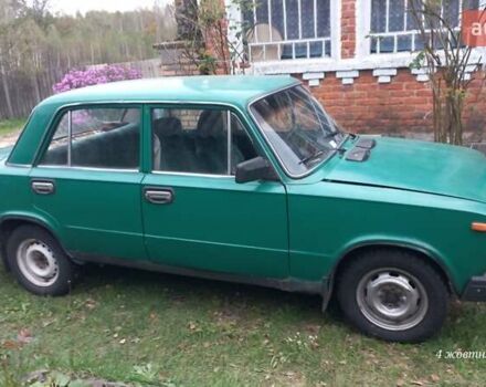 Зеленый ВАЗ 2101, объемом двигателя 0 л и пробегом 300 тыс. км за 800 $, фото 2 на Automoto.ua
