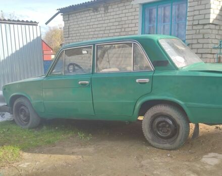ВАЗ 2101 1975 в Ковель на Automoto.ua Зеленый ВАЗ 2101, объемом двигателя 0 л и пробегом 700 тыс. км за 429 $, фото 1 на Automoto.ua