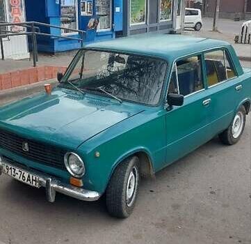 Зелений ВАЗ 2101, об'ємом двигуна 1.2 л та пробігом 100 тис. км за 400 $, фото 2 на Automoto.ua