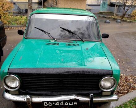Зелений ВАЗ 2101, об'ємом двигуна 1.2 л та пробігом 300 тис. км за 238 $, фото 1 на Automoto.ua
