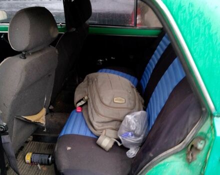 Зелений ВАЗ 2101, об'ємом двигуна 1.2 л та пробігом 300 тис. км за 238 $, фото 4 на Automoto.ua