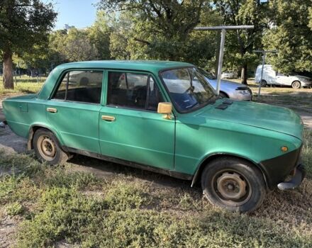 Зеленый ВАЗ 2101, объемом двигателя 1.2 л и пробегом 300 тыс. км за 382 $, фото 1 на Automoto.ua
