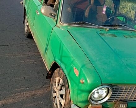 Зеленый ВАЗ 2101, объемом двигателя 1 л и пробегом 350 тыс. км за 481 $, фото 5 на Automoto.ua