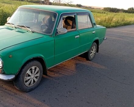 Зеленый ВАЗ 2101, объемом двигателя 1 л и пробегом 350 тыс. км за 481 $, фото 3 на Automoto.ua