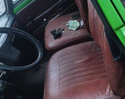 Зеленый ВАЗ 2101, объемом двигателя 1.6 л и пробегом 300 тыс. км за 285 $, фото 2 на Automoto.ua