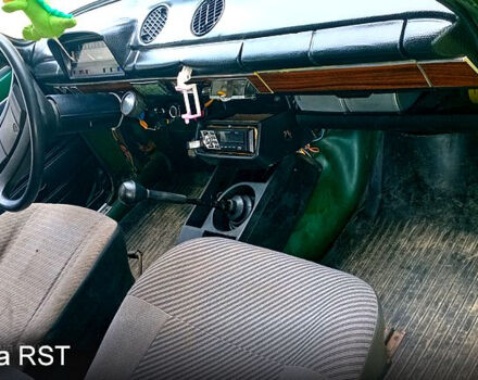 Зеленый ВАЗ 2101, объемом двигателя 1.7 л и пробегом 54 тыс. км за 800 $, фото 7 на Automoto.ua