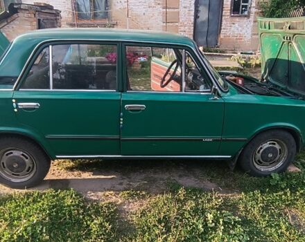 Зеленый ВАЗ 2101, объемом двигателя 1 л и пробегом 338 тыс. км за 624 $, фото 1 на Automoto.ua