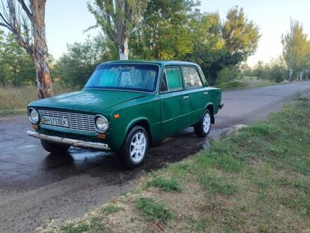 ВАЗ 2101 1975 в Краматорске на Automoto.ua Зеленый ВАЗ 2101, объемом двигателя 1 л и пробегом 10 тыс. км за 388 $, фото 1 на Automoto.ua