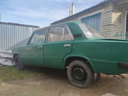 ВАЗ 2101 1975 у Ковель на Automoto.ua Зелений ВАЗ 2101, об'ємом двигуна 0 л та пробігом 700 тис. км за 429 $, фото 1 на Automoto.ua