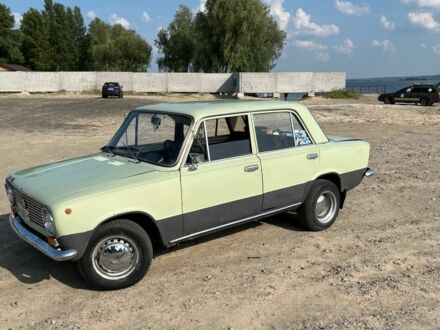 ВАЗ 2101 1975 у Борисполе на Automoto.ua Зелений ВАЗ 2101, об'ємом двигуна 1.2 л та пробігом 96 тис. км за 726 $, фото 1 на Automoto.ua