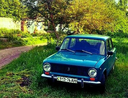 Зеленый ВАЗ 2101, объемом двигателя 1.2 л и пробегом 0 тыс. км за 700 $, фото 1 на Automoto.ua
