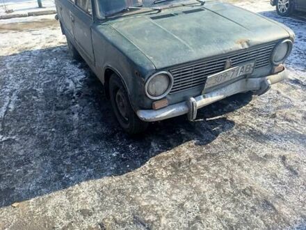 ВАЗ 2101 1976 в Днепре (Днепропетровске) на Automoto.ua Зеленый ВАЗ 2101, объемом двигателя 1.2 л и пробегом 600 тыс. км за 723 $, фото 1 на Automoto.ua