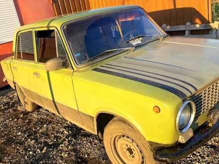 Зеленый ВАЗ 2101, объемом двигателя 1.3 л и пробегом 200 тыс. км за 500 $, фото 1 на Automoto.ua