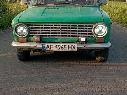 Зеленый ВАЗ 2101, объемом двигателя 1 л и пробегом 350 тыс. км за 450 $, фото 1 на Automoto.ua