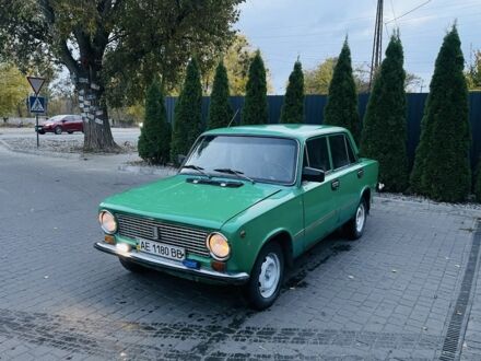 ВАЗ 2101 1980 в Синельниковом на Automoto.ua Зеленый ВАЗ 2101, объемом двигателя 0 л и пробегом 150 тыс. км за 750 $, фото 1 на Automoto.ua