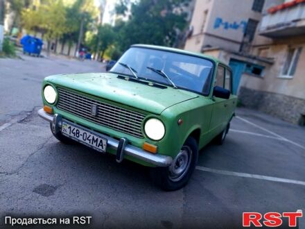 Зелений ВАЗ 2101, об'ємом двигуна 1.2 л та пробігом 180 тис. км за 500 $, фото 1 на Automoto.ua
