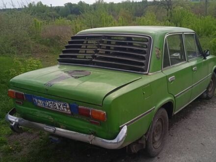 Зеленый ВАЗ 2101, объемом двигателя 1 л и пробегом 500 тыс. км за 501 $, фото 1 на Automoto.ua