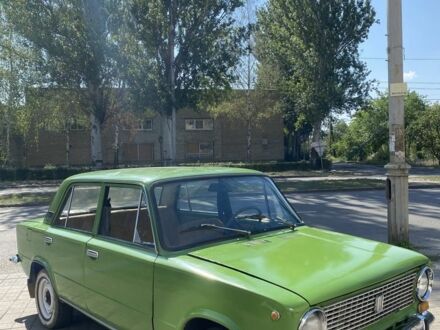 ВАЗ 2101 1981 у Славянске на Automoto.ua Зелений ВАЗ 2101, об'ємом двигуна 1.3 л та пробігом 2 тис. км за 848 $, фото 1 на Automoto.ua