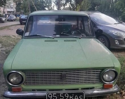 Зелений ВАЗ 2101, об'ємом двигуна 1.2 л та пробігом 200 тис. км за 600 $, фото 1 на Automoto.ua