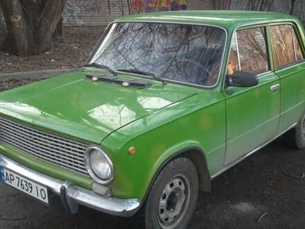 ВАЗ 2101 1982 у Запоріжжя на Automoto.ua Зелений ВАЗ 2101, об'ємом двигуна 1.2 л та пробігом 43 тис. км за 700 $, фото 1 на Automoto.ua