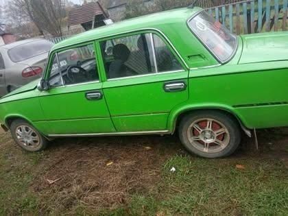 Зеленый ВАЗ 2101, объемом двигателя 1 л и пробегом 48 тыс. км за 477 $, фото 1 на Automoto.ua