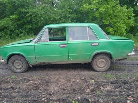 ВАЗ 2101 1988 в Александрие на Automoto.ua Зеленый ВАЗ 2101, объемом двигателя 1 л и пробегом 89 тыс. км за 315 $, фото 1 на Automoto.ua