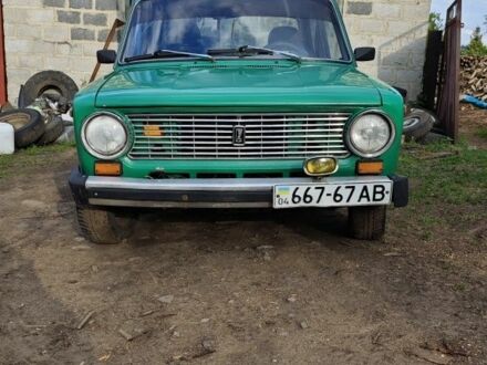 ВАЗ 2101 1989 у Краматорске на Automoto.ua Зелений ВАЗ 2101, об'ємом двигуна 0 л та пробігом 77 тис. км за 894 $, фото 1 на Automoto.ua