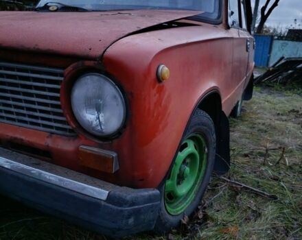 Оранжевый ВАЗ 2101, объемом двигателя 1 л и пробегом 1000 тыс. км за 166 $, фото 1 на Automoto.ua