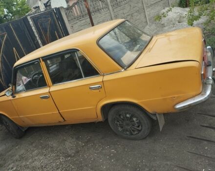 Оранжевый ВАЗ 2101, объемом двигателя 2 л и пробегом 555 тыс. км за 550 $, фото 4 на Automoto.ua