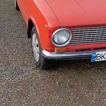 Оранжевый ВАЗ 2101, объемом двигателя 1.5 л и пробегом 57 тыс. км за 25000 $, фото 8 на Automoto.ua