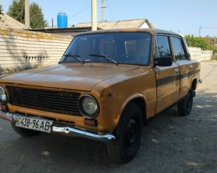 Оранжевый ВАЗ 2101, объемом двигателя 1 л и пробегом 250 тыс. км за 400 $, фото 6 на Automoto.ua