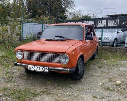 Помаранчевий ВАЗ 2101, об'ємом двигуна 1.3 л та пробігом 333 тис. км за 800 $, фото 2 на Automoto.ua