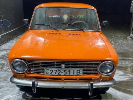 ВАЗ 2101 1975 у Івано-Франківську на Automoto.ua Помаранчевий ВАЗ 2101, об'ємом двигуна 1.2 л та пробігом 78 тис. км за 550 $, фото 1 на Automoto.ua