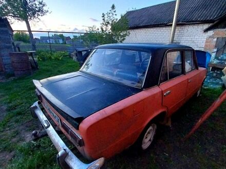 ВАЗ 2101 1976 у Сумах на Automoto.ua Помаранчевий ВАЗ 2101, об'ємом двигуна 1.3 л та пробігом 100 тис. км за 480 $, фото 1 на Automoto.ua