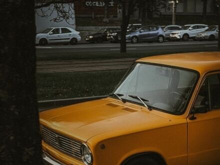Оранжевый ВАЗ 2101, объемом двигателя 1 л и пробегом 1 тыс. км за 150 $, фото 1 на Automoto.ua